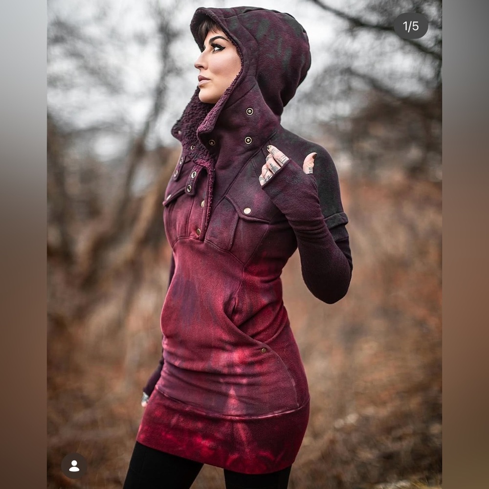 Crossfox Rouge like new size medium in Ombre Wine and Plum